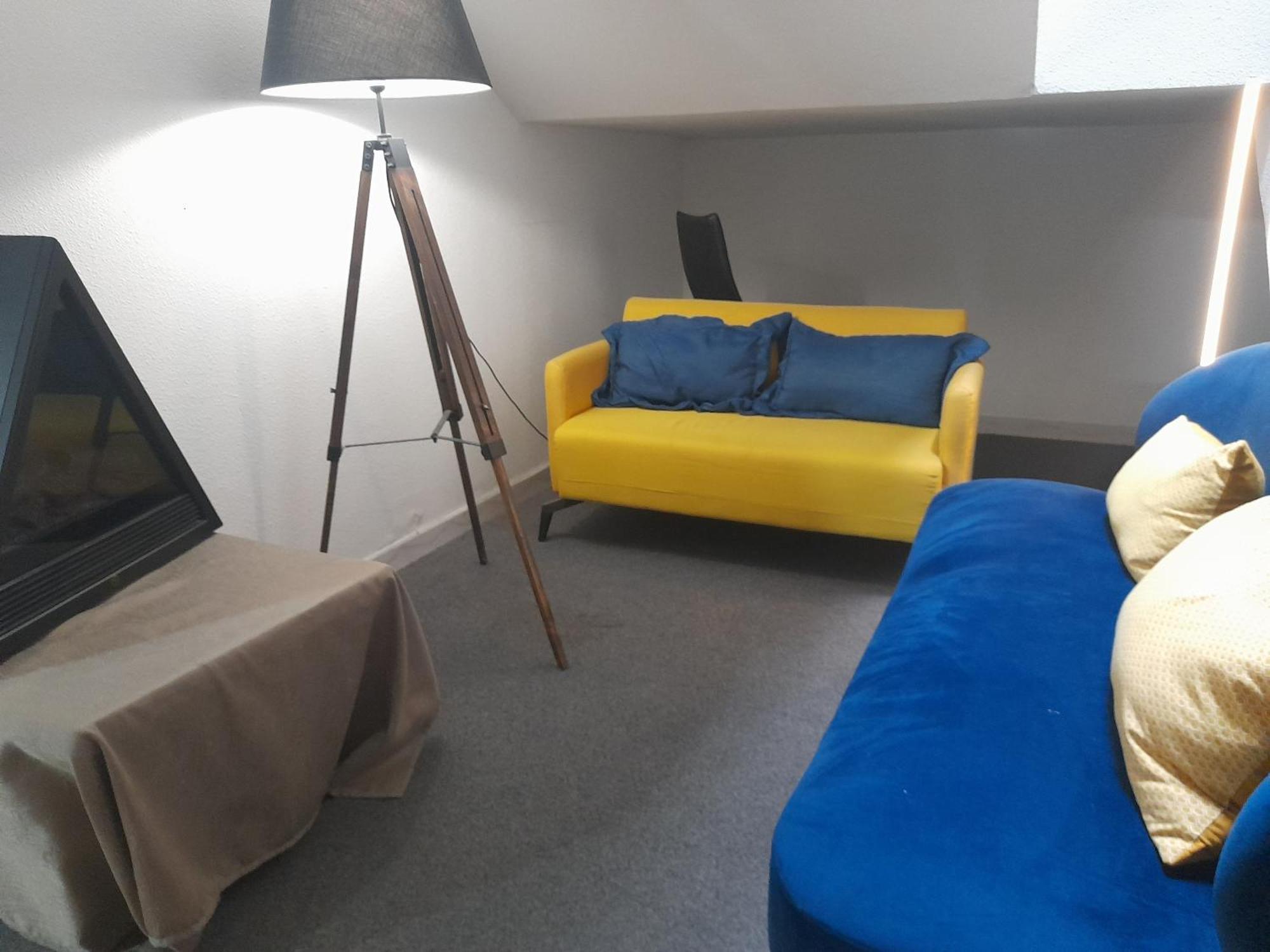 Hotel Les Alizes Puget Theniers Bagian luar foto